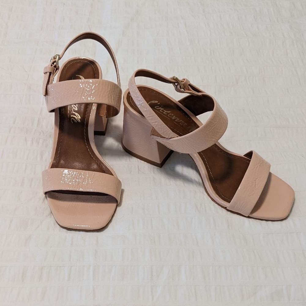 EUC L'Intervalle soft rose naplack leather strappy heels